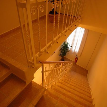 Guest House Roma Prato Zewnętrze zdjęcie