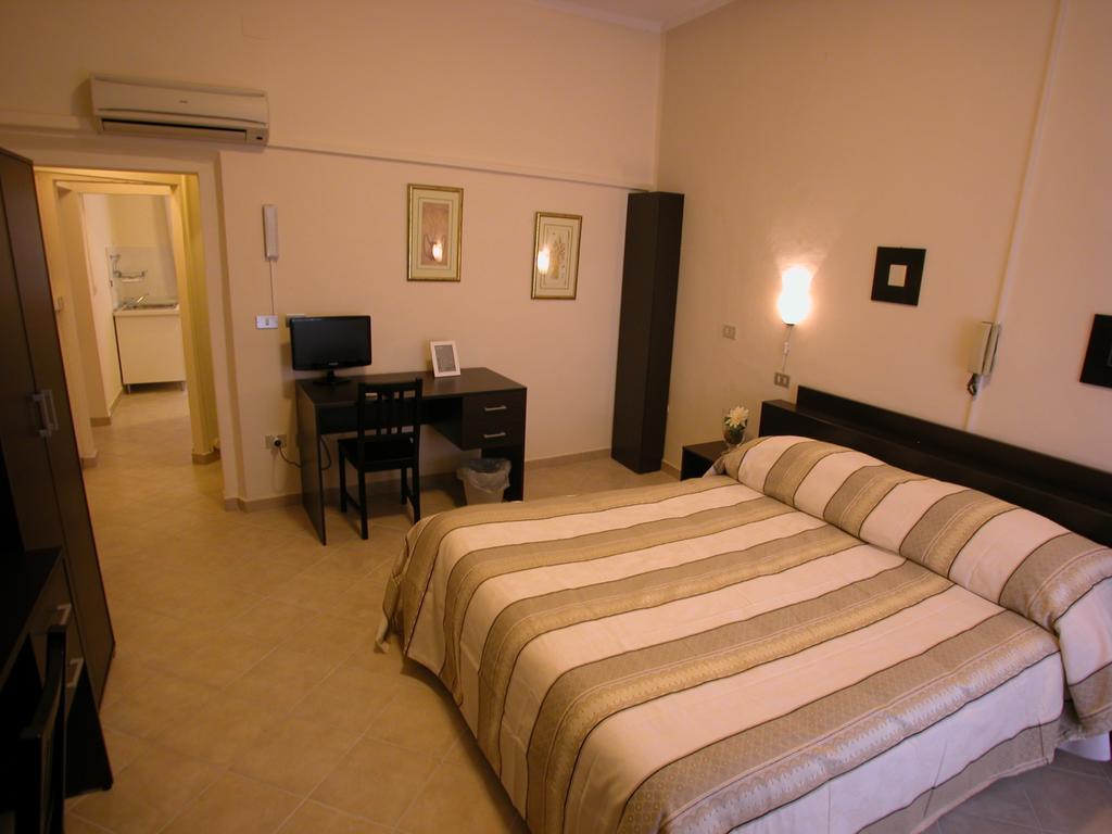 Guest House Roma Prato Pokój zdjęcie