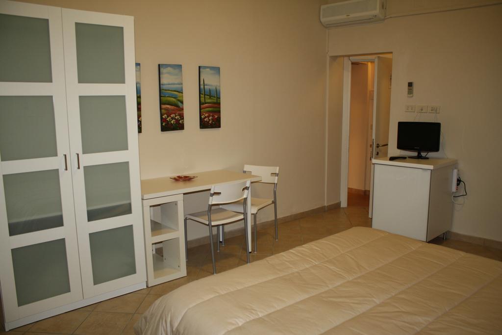 Guest House Roma Prato Pokój zdjęcie